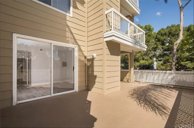 MLS: OC25252763 Condo For Sale