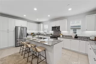 Photo #3: OC25252817 Listing 