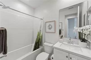 Photo #6: OC25252817 Listing 