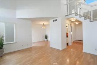 Photo #5: OC25252895 Listing 