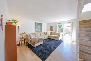 Photo #4: OC25252947 Listing