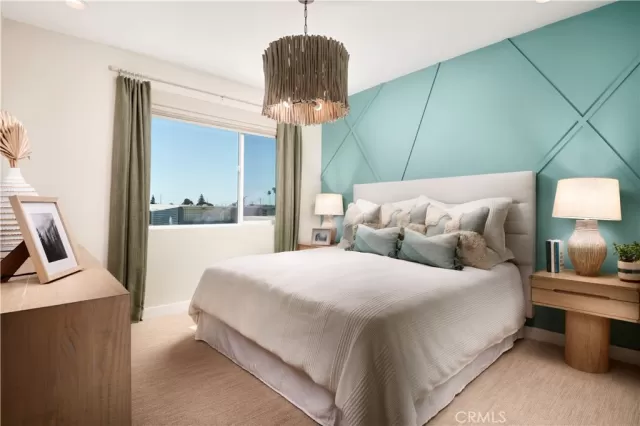 MLS: OC25253044 Condo For Sale