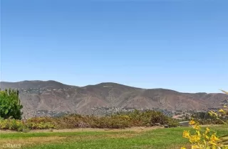 Photo #2: OC25253246 Listing 