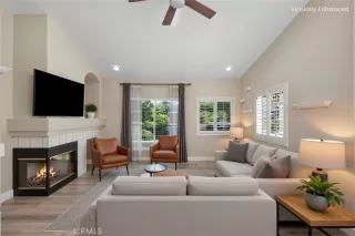 Photo #5: OC25253246 Listing 