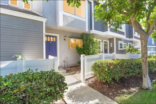 More Details about MLS # OC25253612 : 53 BRIARWOOD