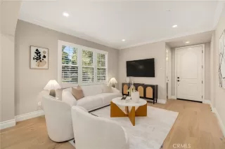 Photo #3: OC25253668 Listing 