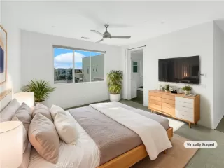 Photo #3: OC25253704 Listing 