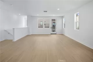 Photo #3: OC25253790 Listing 