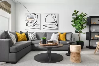 Photo #5: OC25253809 Listing 