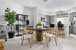 Photo #6: OC25253809 Listing 