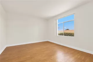 Photo #4: OC25254095 Listing 