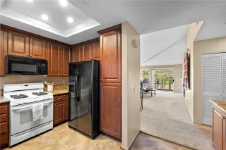 Photo #5: OC25254123 Listing 