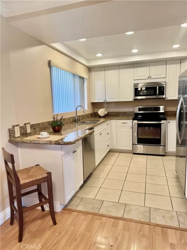 MLS: OC25254306 Condo For Sale