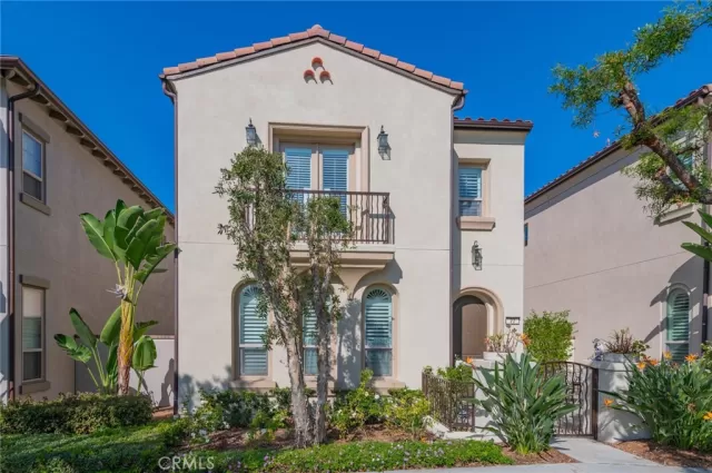 MLS: OC25254348 Condo For Sale