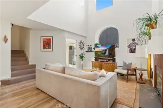 Photo #2: OC25254448 Listing 