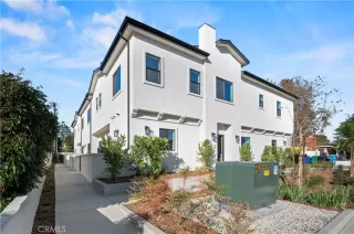 Photo #5: OC25254469 Listing 