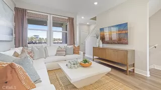 Photo #4: OC25254472 Listing 