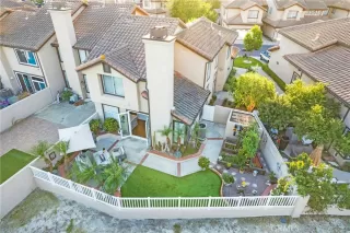 Photo #2: OC25254825 Listing 