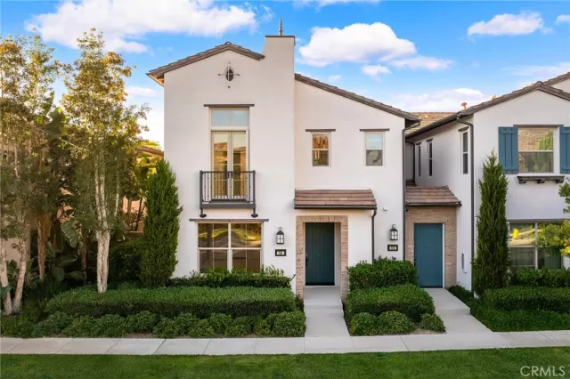 MLS: OC25255056 Condo For Sale