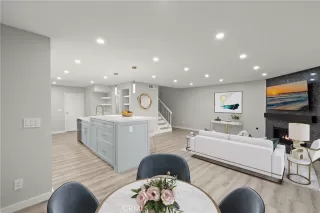 Photo #2: OC25255197 Listing 