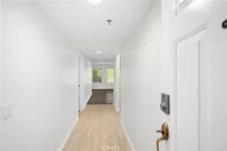 Photo #4: OC25255332 Listing 