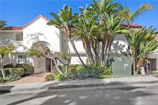 Photo #6: OC25255332 Listing 