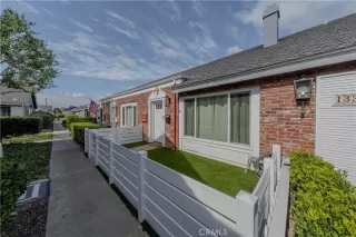 Photo #1: OC25255425 Listing 