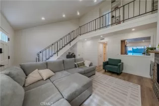 Photo #4: OC25255425 Listing 