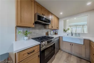 Photo #6: OC25255425 Listing 