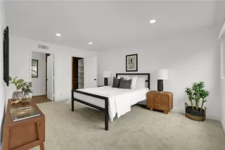 Photo #6: OC25255439 Listing 