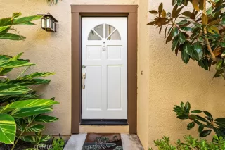 Photo #2: OC25255455 Listing