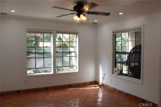 Photo #3: OC25255850 Listing