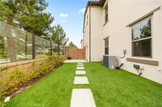 Photo #6: OC25255854 Listing