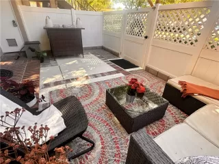 Photo #3: OC25256056 Listing