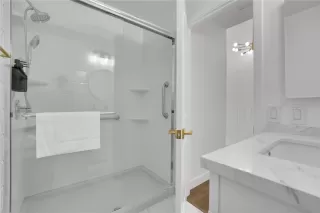 Photo #4: OC25256356 Listing 