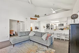 Photo #2: OC25256449 Listing 