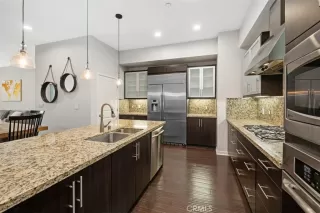 Photo #3: OC25256454 Listing 