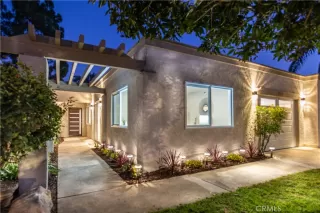 Photo #1: OC25257013 Listing