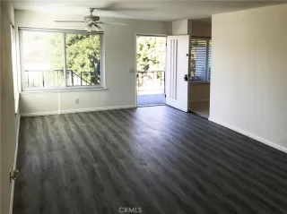 Photo #3: OC25257051 Listing 