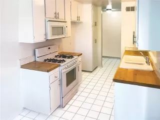 Photo #6: OC25257051 Listing 