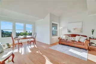 Photo #2: OC25257211 Listing