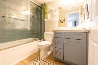 Photo #6: OC25257329 Listing 