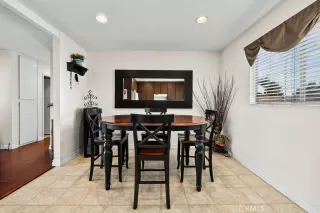 Photo #4: OC25257422 Listing 