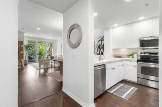 Photo #2: OC25257513 Listing 