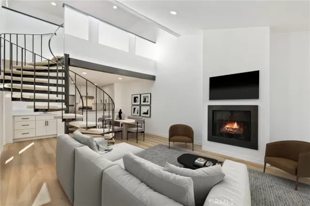 MLS: OC25257666 Condo For Sale