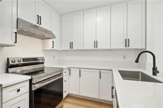 Photo #5: OC25257666 Listing 