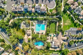 Photo #5: OC25258033 Listing 