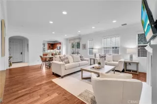 Photo #4: OC25258117 Listing 