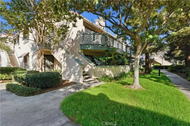 MLS: OC25258120 Condo For Sale