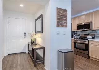 Photo #3: OC25258395 Listing 